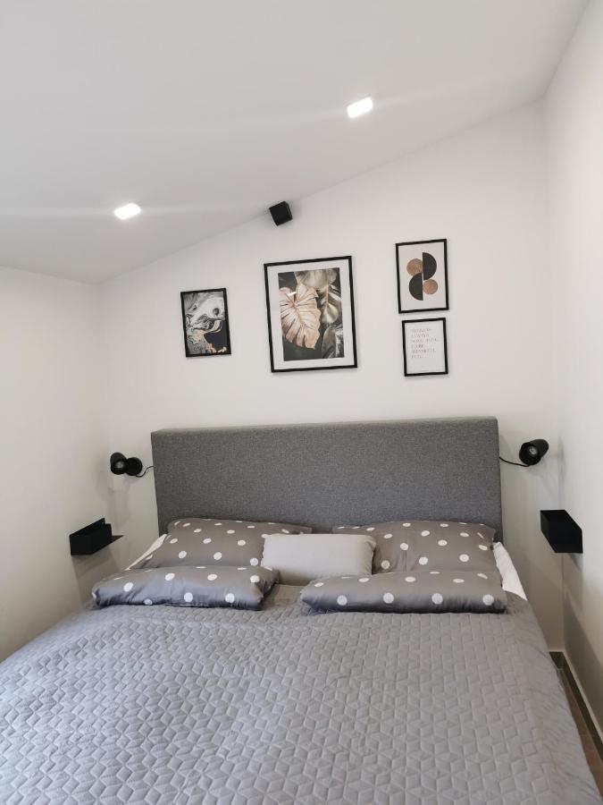 Five Bedroom House Near Sandy Beach Villa Major Μεντουλίν Εξωτερικό φωτογραφία