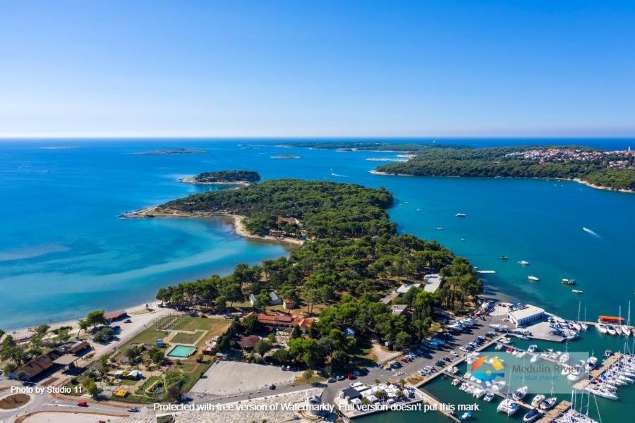Five Bedroom House Near Sandy Beach Villa Major Μεντουλίν Εξωτερικό φωτογραφία