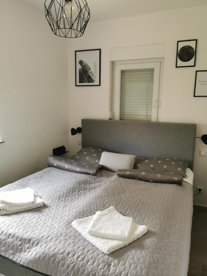 Five Bedroom House Near Sandy Beach Villa Major Μεντουλίν Εξωτερικό φωτογραφία